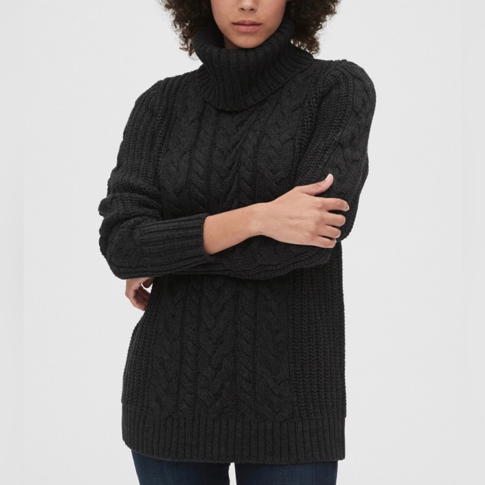GAP Cable-Knit Sweater